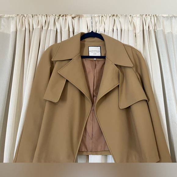 SOLD - Bagatelle Tan Camel Open Front Cropped Trench Jacket Blazer Size Large - Picture 12 of 13